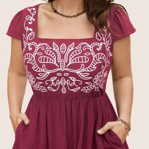 NWT BloomChic Burgundy Bandana Print Square Neck Cap Sleeve Dress Size US 22-24